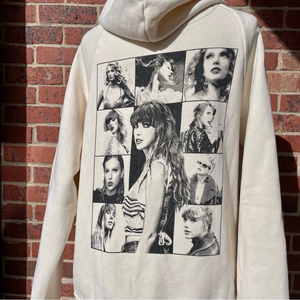 Taylor Swift The Eras Tour Cream Sweatshirt Hoodie Medium Cotton Blend - Picture 9 of 11